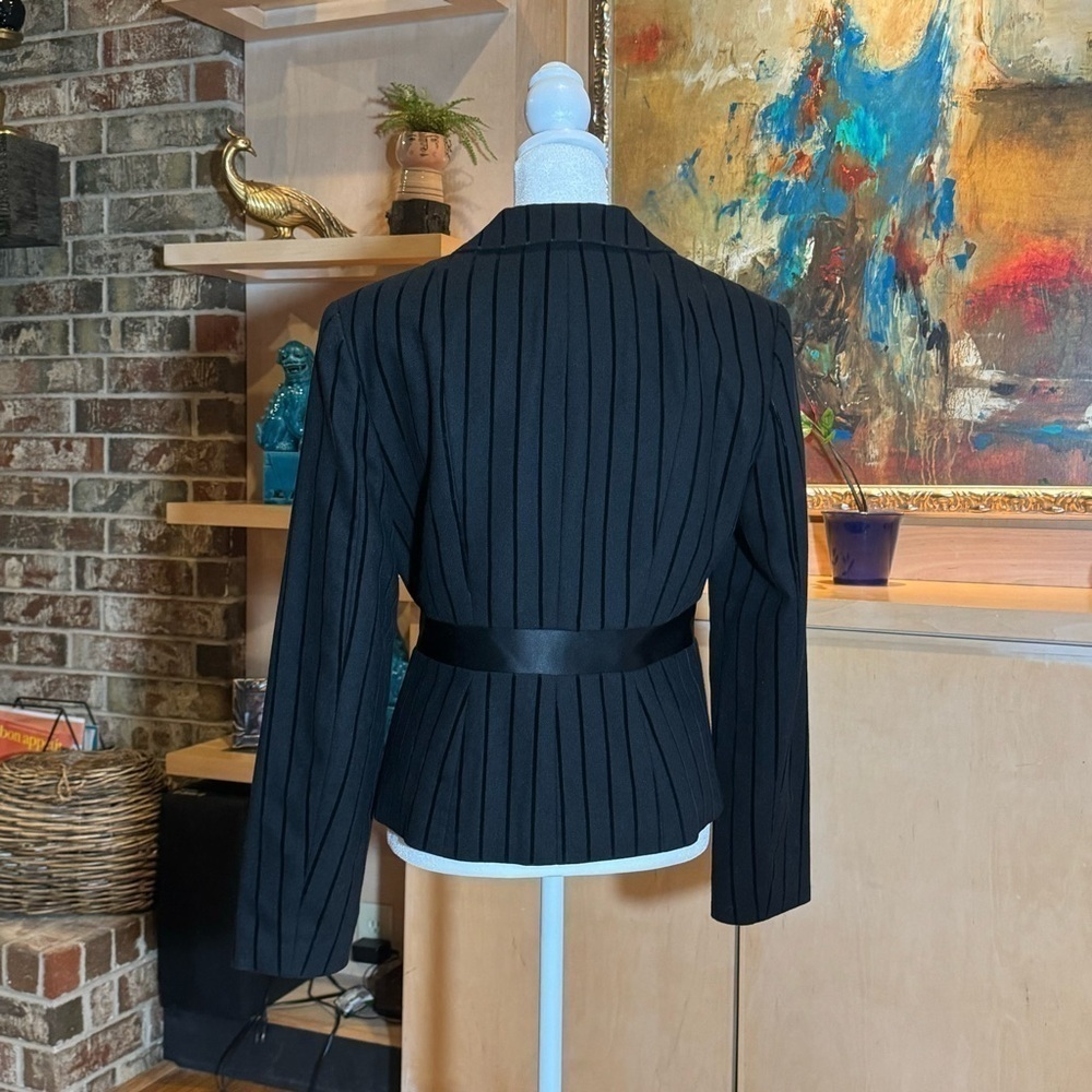 Harold’s Vintage Black Fitted Copped Jacket with Velvet Pinstripe - The Delia - Picture 9 of 10